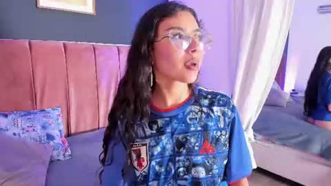 Violeta online show from 06/12/26, 06:29