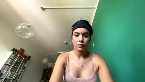 Snapshot of violeta_rodriguez_ chatting on 08/03/26, 01:16 Violeta Rodriguez online show from 08/03/26, 01:16