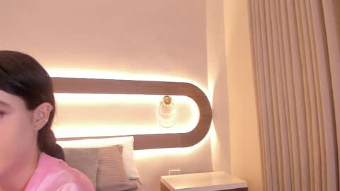 Violeta Sum online show from 04/25/26, 12:52