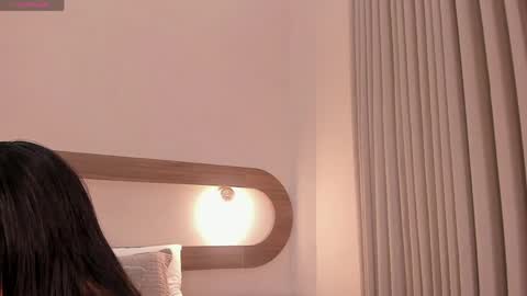 Snapshot of violeta_sum chatting on 05/21/26, 01:07 Violeta Sum online show from 05/21/26, 01:07