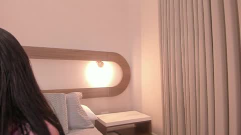 Snapshot of violeta_sum chatting on 06/05/26, 12:55 Violeta Sum online show from 06/05/26, 12:55