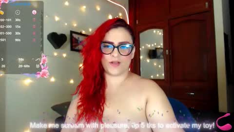 Snapshot of violetabitch chatting on 11/22/25, 06:01 Violetta Morningstar online show from 11/22/25, 06:01