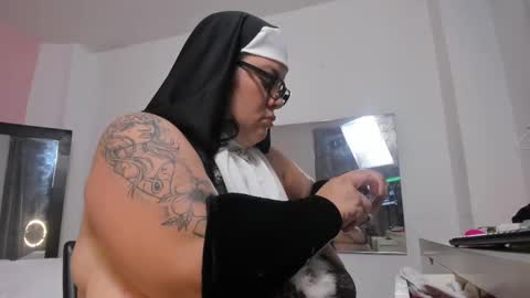 Violeta Candy Follow me I really appreciate it  online show from 10/31/25, 03:13