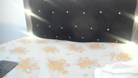 VioletaDums online show from 04/14/26, 04:18