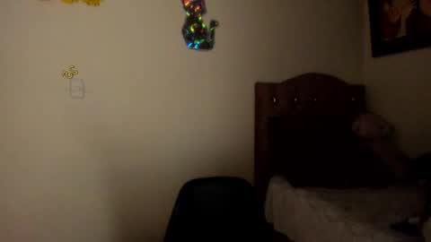 Jimena online show from 09/18/25, 01:18