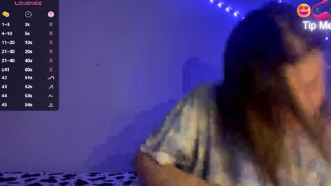 Snapshot of violetamelia chatting on 02/08/26, 02:53 Eva online show from 02/08/26, 02:53