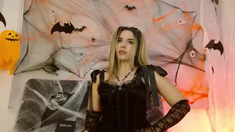 Violeta online show from 10/04/25, 08:18