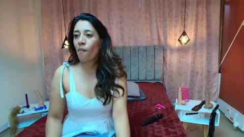 VIOLETA online show from 12/04/25, 06:49