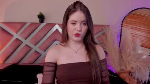 Snapshot of violetcollins_ chatting on 09/16/25, 08:10 Call me Violet online show from 09/16/25, 08:10