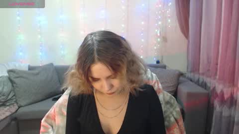 Snapshot of violetglains chatting on 11/01/25, 12:29 Vi online show from 11/01/25, 12:29