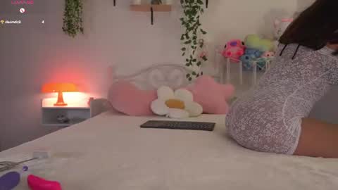 Snapshot of violeth___ chatting on 07/21/26, 11:12 violeth___ online show from 07/21/26, 11:12