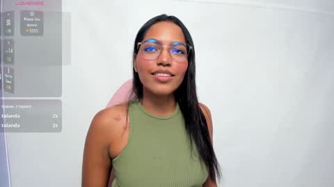 Snapshot of violeth__passionate chatting on 02/04/25, 07:22 VIOLETA online show from 02/04/25, 07:22