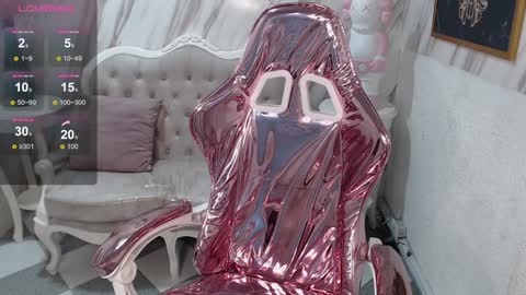 violeth_b online show from 01/18/25, 12:36