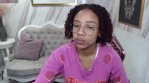 violeth_b online show from 01/20/25, 12:39