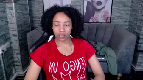 violeth_b online show from 09/12/25, 12:49