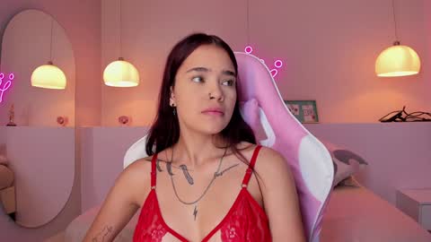 Violeth Hill online show from 01/15/25, 08:58