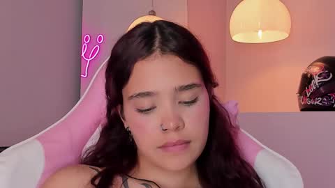 Violeth Hill online show from 02/26/25, 08:15