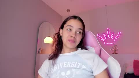 Violeth Hill online show from 03/05/25, 08:10