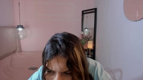 Snapshot of violethall2 chatting on 02/24/26, 04:05 violethall2 online show from 02/24/26, 04:05