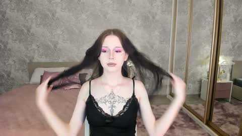 violetharmee online show from 03/29/26, 11:54