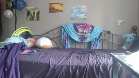 Violet Hooper online show from 03/16/26, 04:44