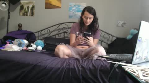 Violet Hooper online show from 04/10/26, 03:17