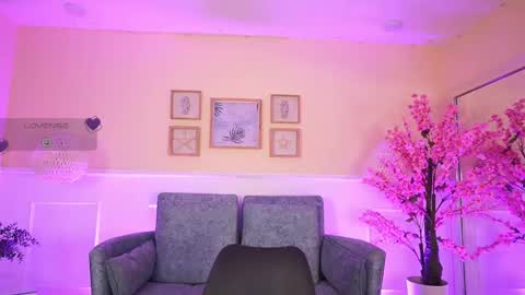 violetjonesx online show from 05/14/26, 11:39