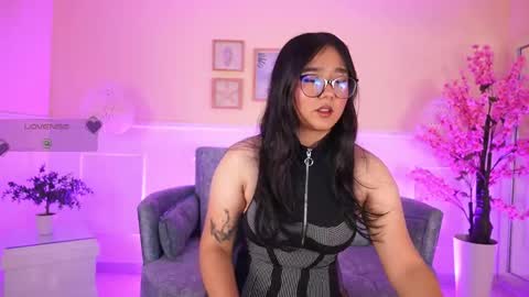 violetjonesx online show from 05/15/26, 11:39