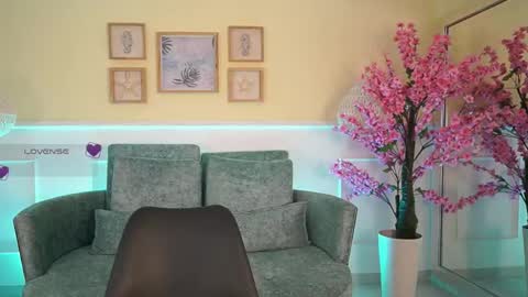 violetjonesx online show from 06/04/26, 11:38