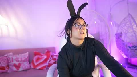 Snapshot of violetjonesx chatting on 06/27/26, 11:48 violetjonesx online show from 06/27/26, 11:48