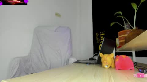 violetparkker online show from 04/20/26, 02:03