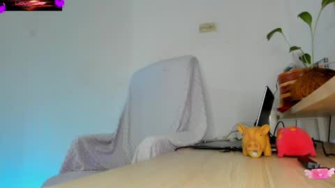 violetparkker online show from 06/09/26, 12:06