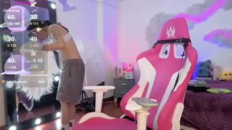 Snapshot of violetqs chatting on 11/30/25, 07:40 online show from 11/30/25, 07:40