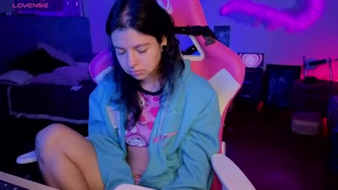   online show from 03/31/26, 08:09