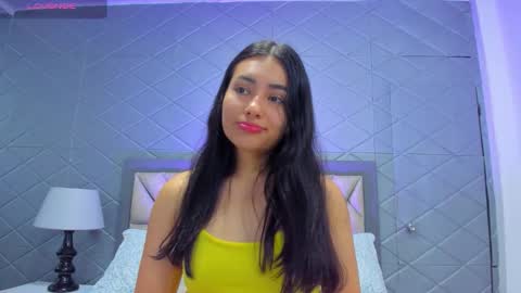 Violet Rousse online show from 10/27/25, 02:43