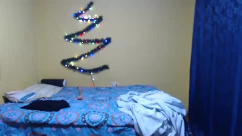 Snapshot of violetsexhot999 chatting on 01/05/25, 09:05 Violet777 online show from 01/05/25, 09:05