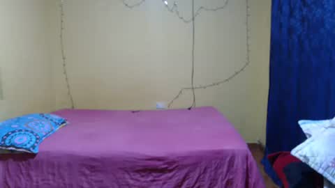 Snapshot of violetsexhot999 chatting on 01/25/25, 09:26 Violet777 online show from 01/25/25, 09:26