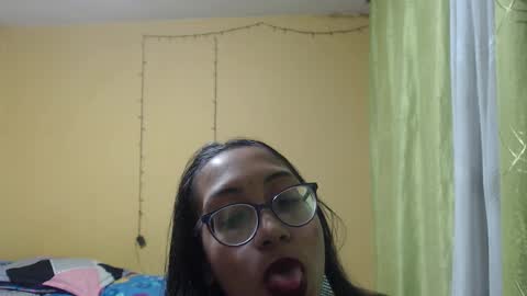 Snapshot of violetsexhot999 chatting on 03/09/25, 05:22 Violet777 online show from 03/09/25, 05:22