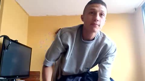 Snapshot of violetsexhot999 chatting on 09/18/25, 01:57 Violet777 online show from 09/18/25, 01:57