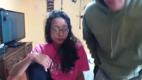 Snapshot of violetsexhot999 chatting on 10/18/25, 01:01 Violet777 online show from 10/18/25, 01:01