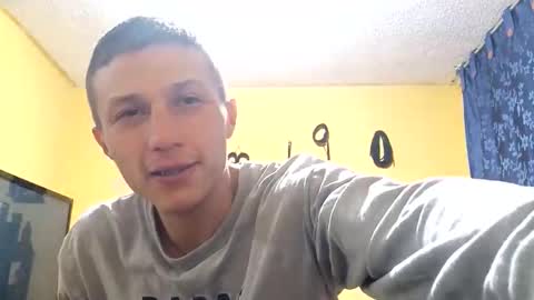 Snapshot of violetsexhot999 chatting on 10/22/25, 01:17 Violet777 online show from 10/22/25, 01:17