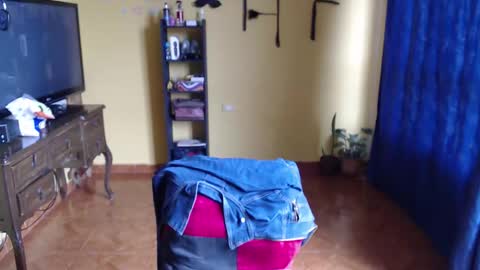 Snapshot of violetsexhot999 chatting on 11/03/25, 03:35 Violet777 online show from 11/03/25, 03:35