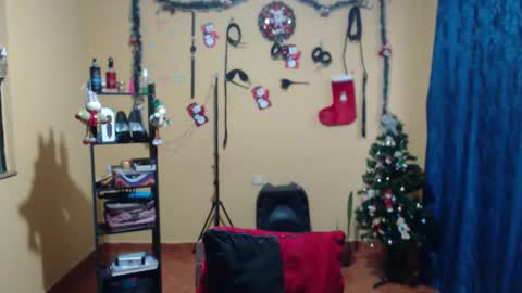 Snapshot of violetsexhot999 chatting on 11/20/25, 10:59 Violet777 online show from 11/20/25, 10:59