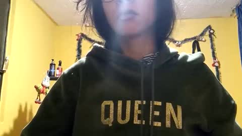 Snapshot of violetsexhot999 chatting on 11/25/25, 08:58 Violet777 online show from 11/25/25, 08:58