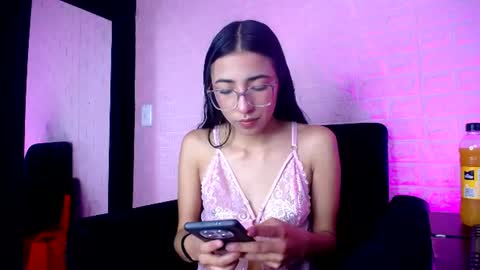 Snapshot of violett1126 chatting on 07/27/26, 03:35 1126 online show from 07/27/26, 03:35