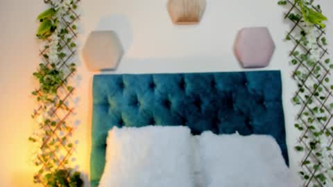 violett  rousee online show from 10/21/25, 02:07