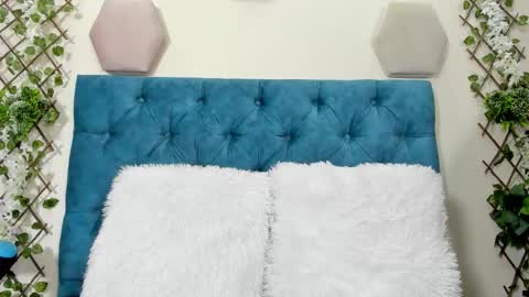 violett  rousee online show from 11/04/25, 03:44