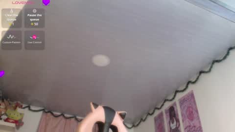 violett_brown9 online show from 07/01/26, 03:52
