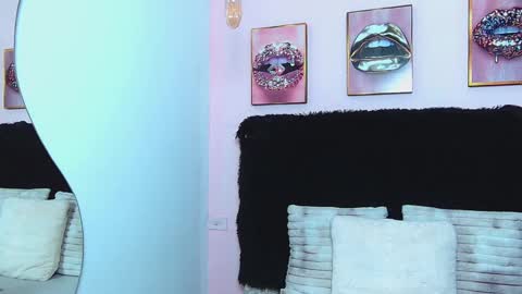 Snapshot of violett_froz chatting on 10/14/25, 07:14 Violeta froz online show from 10/14/25, 07:14