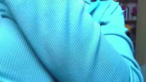 Snapshot of violett_froz chatting on 10/28/25, 07:16 Violeta froz online show from 10/28/25, 07:16